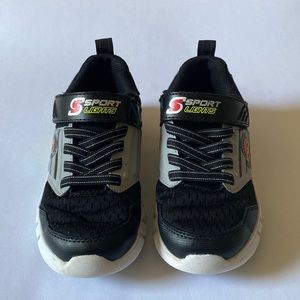 GUC Boys size 13 sketchers light up shoes